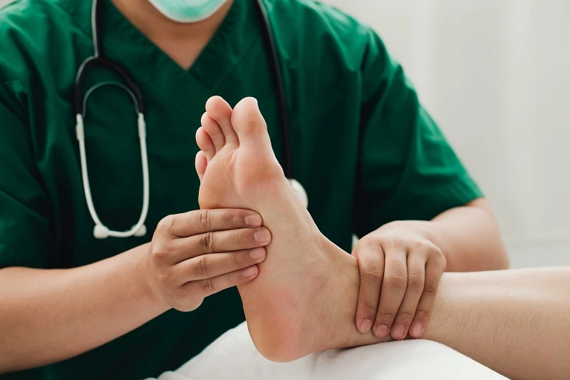 Pentingnya Pemeriksaan Kaki Rutin untuk Penderita Diabetes